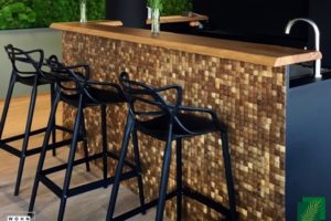 wandverkleidung_kokos_natural_grain_cocomosaic_kokospaneele_wohn-room