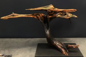 no-51_floating_rainer-soentgerath_holzsculptur_kiefer